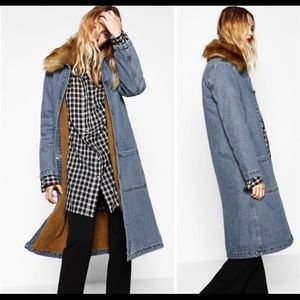 Zara light long denim coat with fur collar
